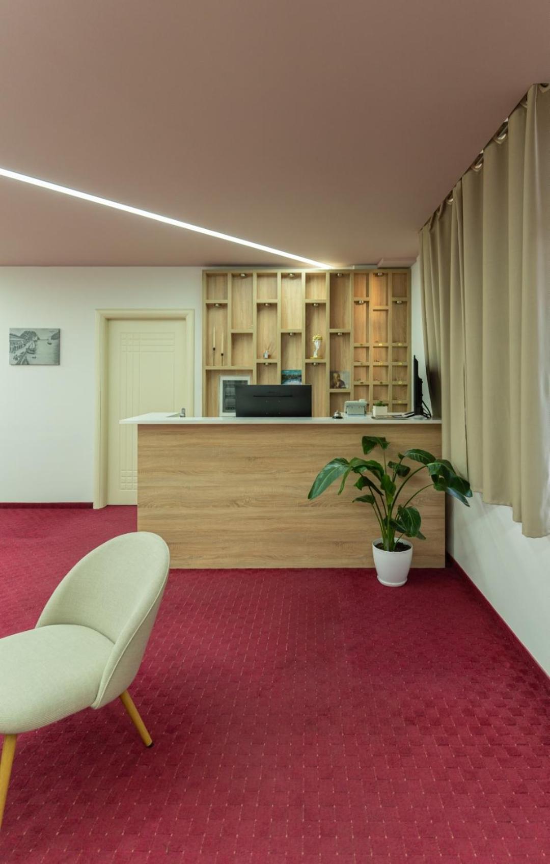Alko Hotel Shkoder Exterior photo