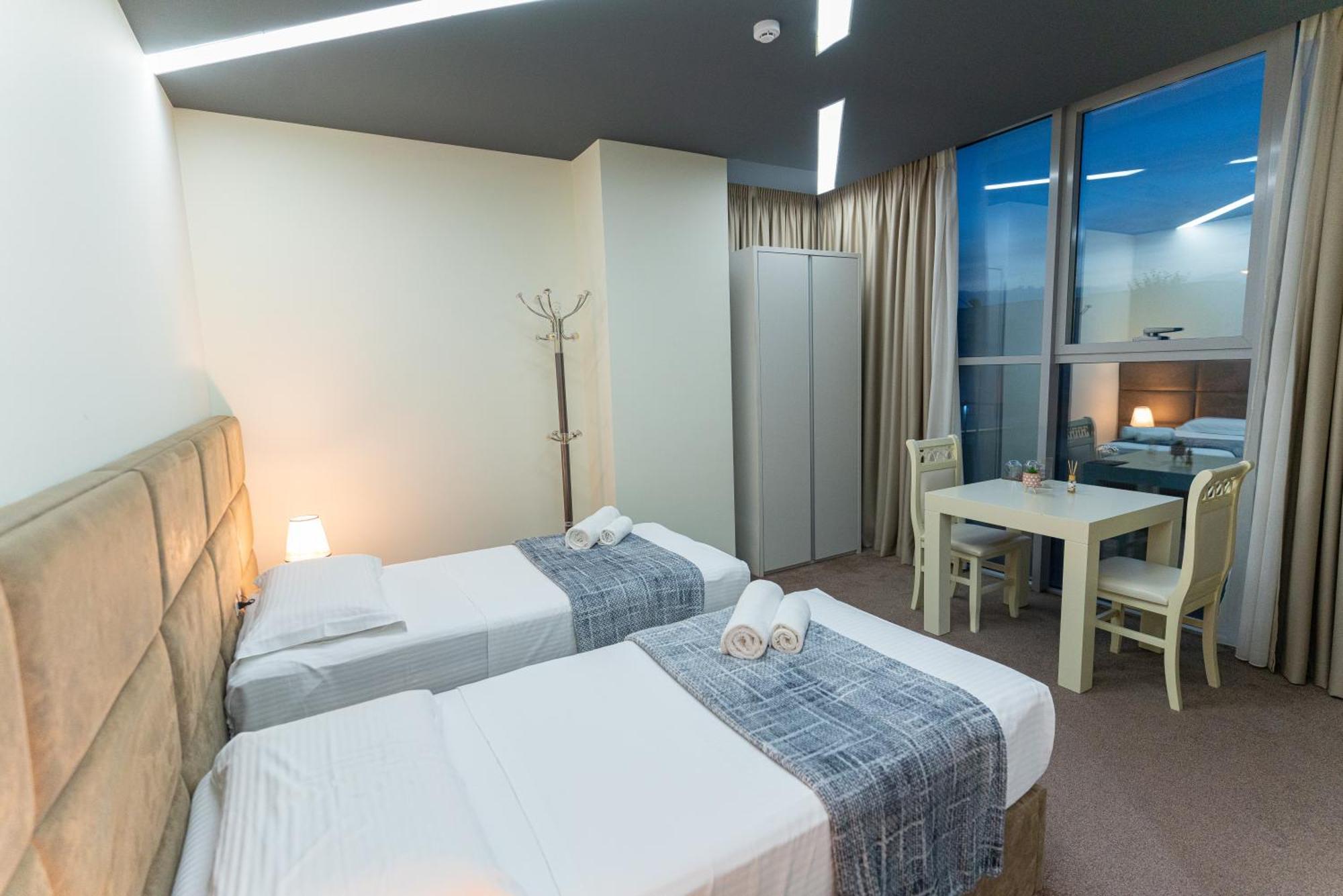 Alko Hotel Shkoder Exterior photo