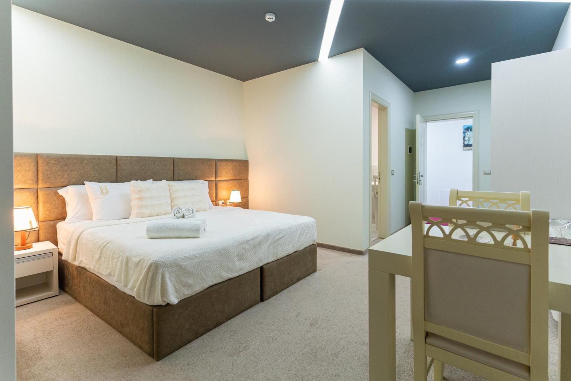 Alko Hotel Shkoder Exterior photo