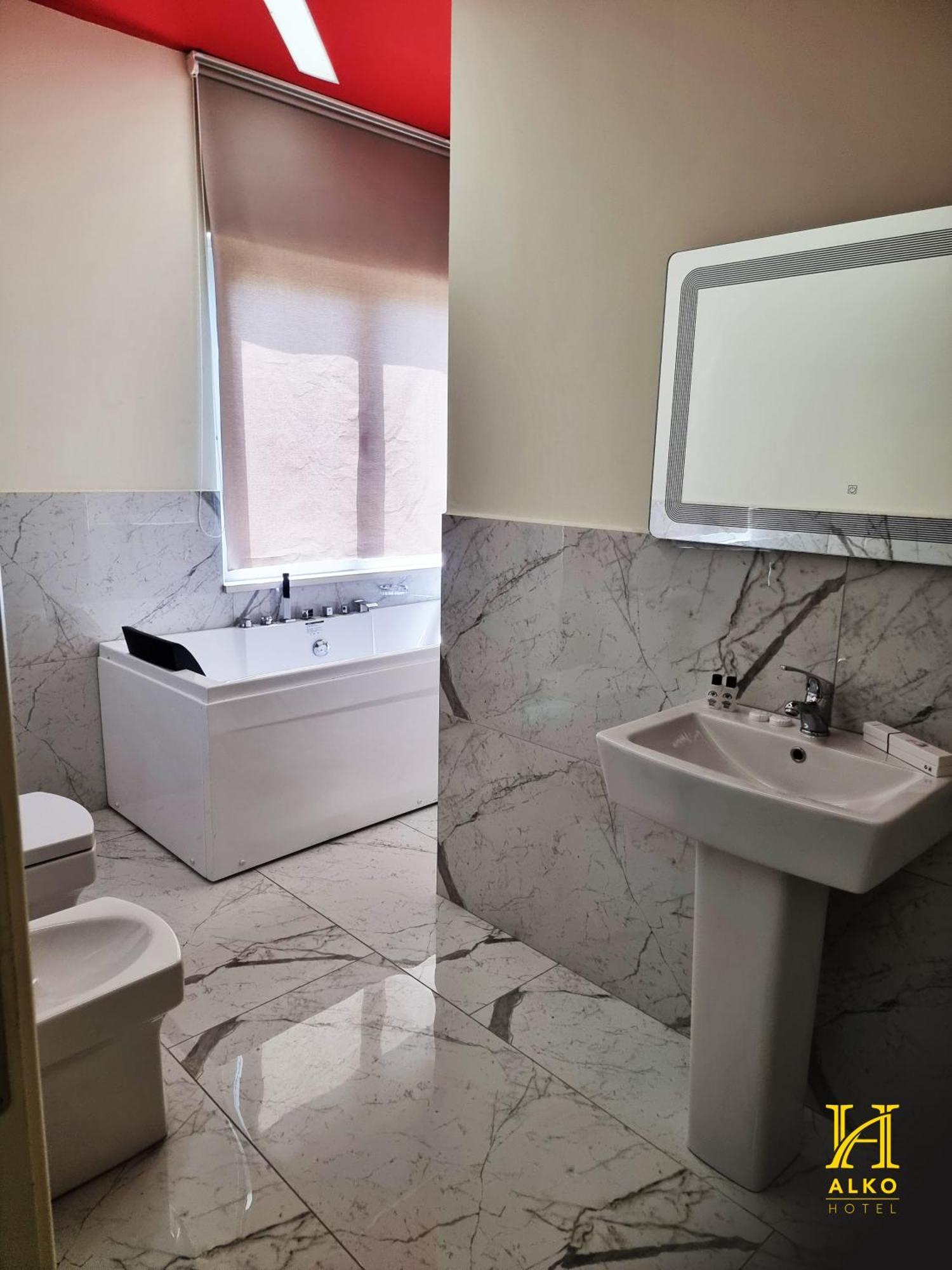 Alko Hotel Shkoder Exterior photo